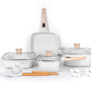 11-Piece Non-Stick Cookware Set with Lids and Accessories